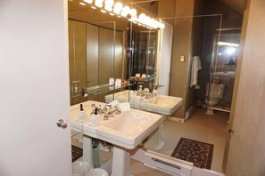 House, Multiple Beds (35 Alpine Ln) | Bathroom - 35 Alpine Ln (Snowmass Village)