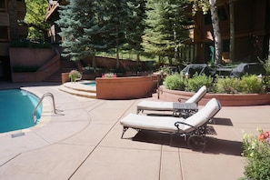 Condo, Multiple Beds (718 Mill St S #3) | Pool