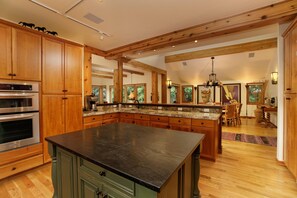 House, Multiple Beds (23 Colt Cir) | Private kitchen - 23 Colt Cir (Snowmass Village)