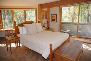 公寓客房, 多張床 (735 Bleeker St E #735) | 5 間臥室、熨斗/熨衣板、床單