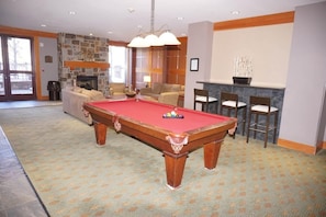 Condo, Multiple Beds (60 Carriage Way)