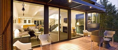 House, Multiple Beds (115 Martingale Pl) | Balcony