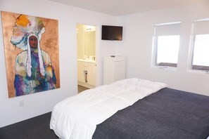 House, Multiple Beds (115 Martingale Pl) | 4 bedrooms
