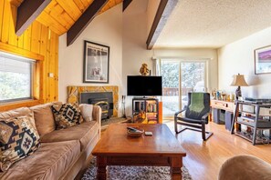 TV, fireplace, table tennis