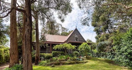 Collins Street House in Red Hill