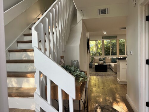 Newly renovated TH in Siesta Key FL - #1 beach in US