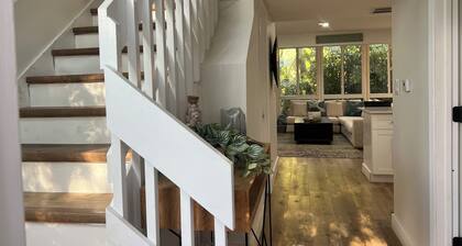 Newly renovated TH in Siesta Key FL - #1 beach in US
