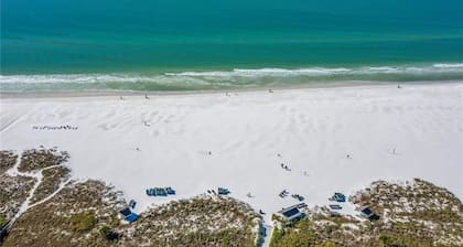 Newly renovated TH in Siesta Key FL - #1 beach in US