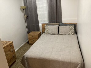 2 間睡房、熨斗/熨衫板、免費 Wi-Fi、床單