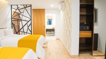 Ropa de cama de alta calidad y minibar