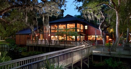 AMELIA ISLAND PLANTATION VILLA 2/2 IN A GATED COMMUNITY JUST OFF BEACH LOCATION