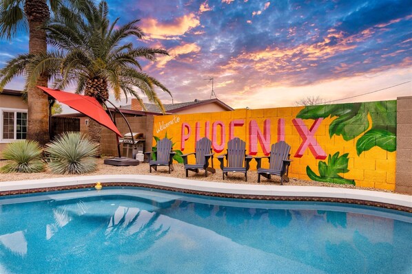 Outdoor pool, a heated pool