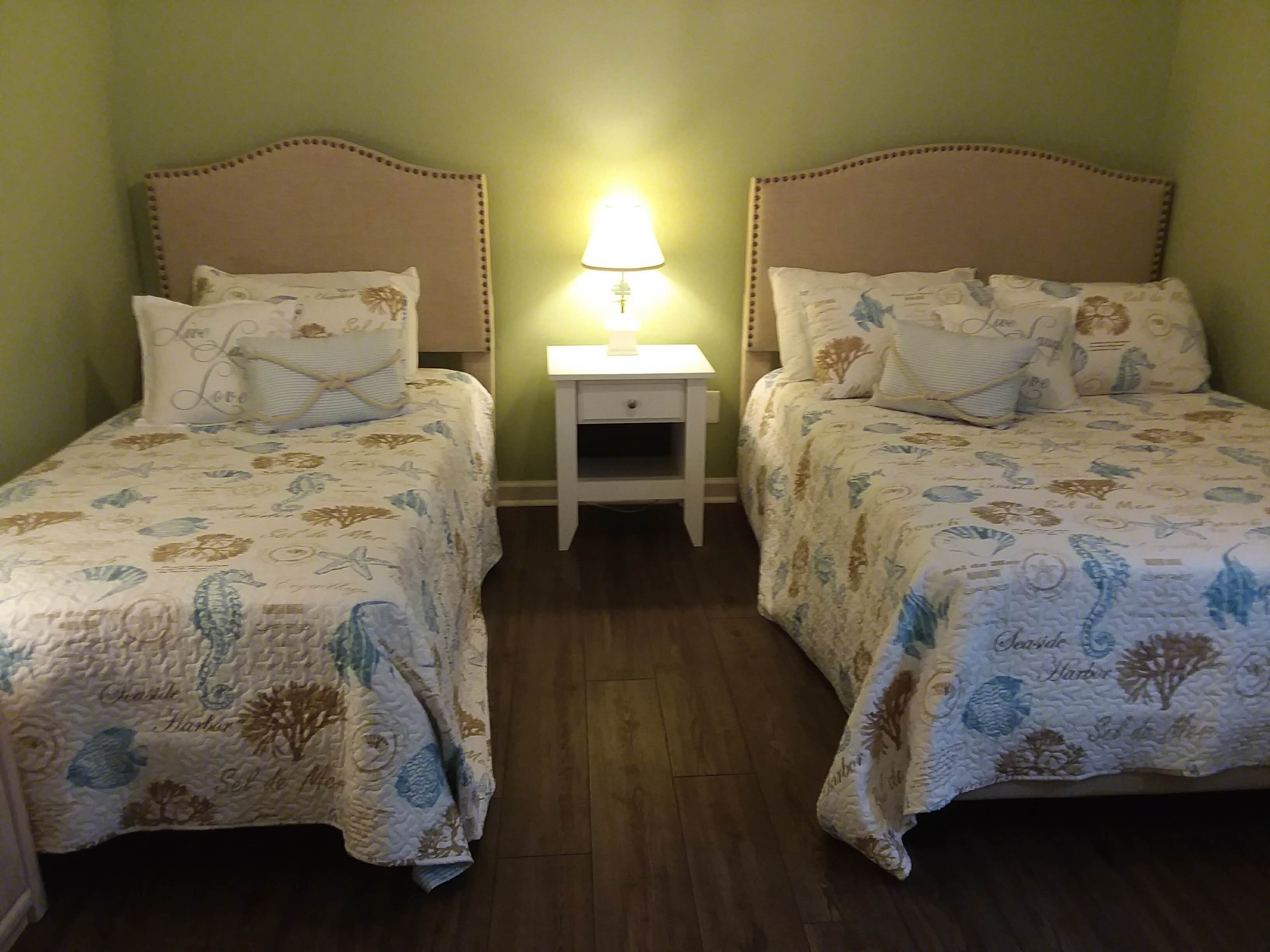  Popular "Kingfish Cottage"  2 BR,  2nd Row.   Beach 75 Yards!  Seasonal Pool 