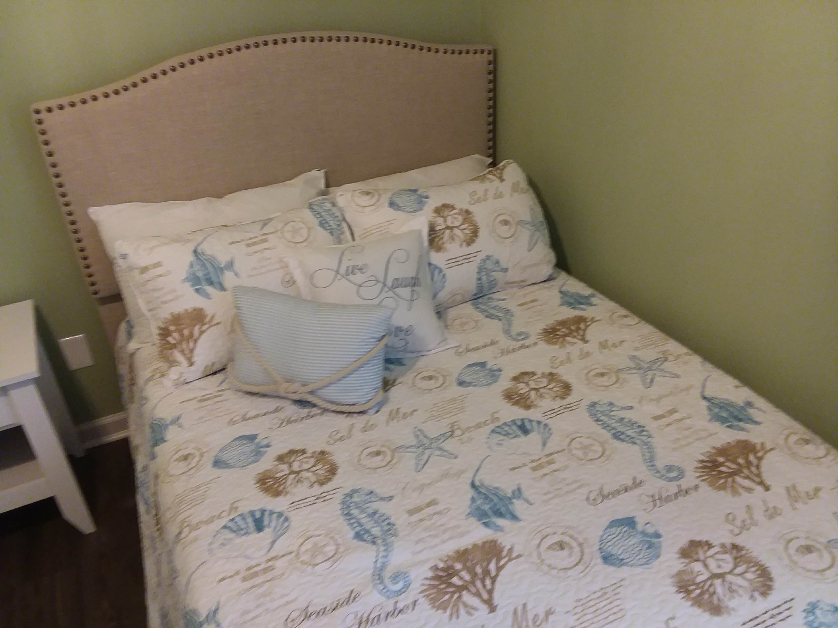  Popular "Kingfish Cottage"  2 BR,  2nd Row.   Beach 75 Yards!  Seasonal Pool 