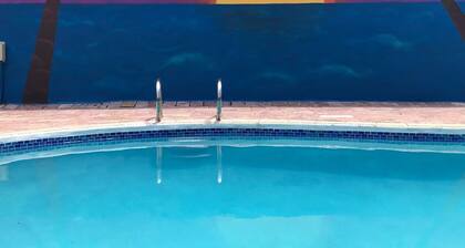 Total Oasis @ Private Villa in Hollywood FL for a large groups 3 Miles to beach