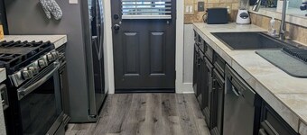 Lake ConRoy Estates_Unit A w/ Pool Access