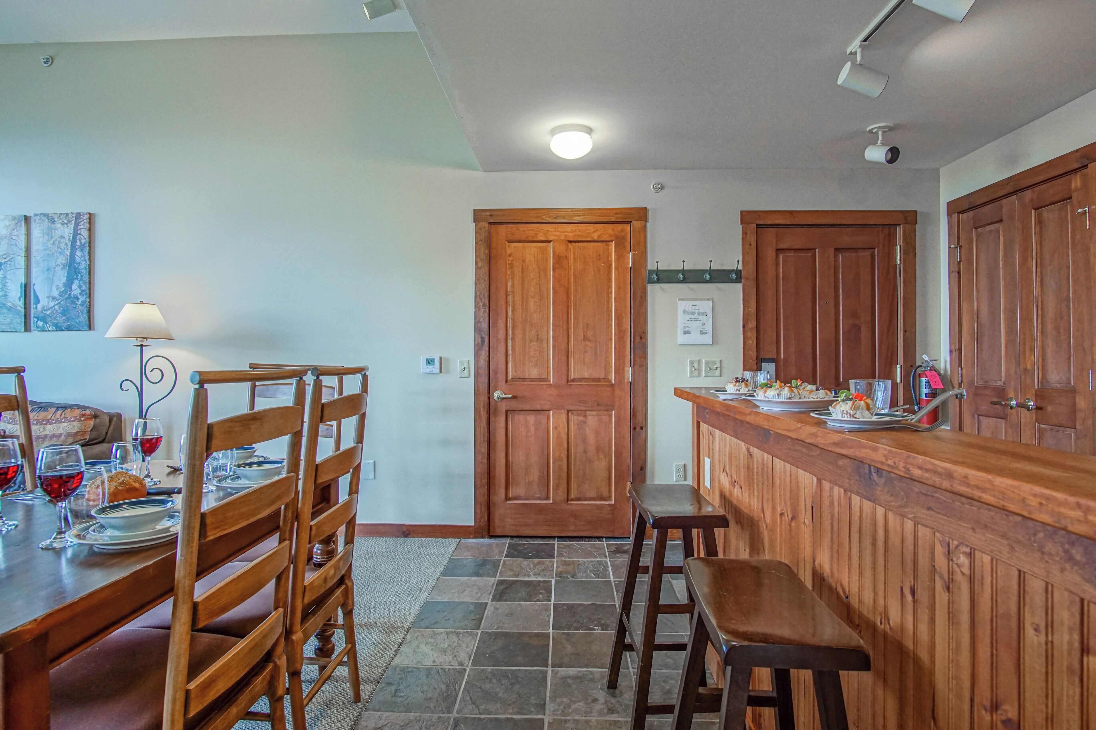 Ski in/ Ski out! Rimfire 352 Spacious and Cozy 2