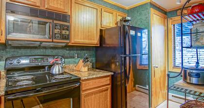 Powderidge 24 Spectacular Slope Side 2 Br Condo