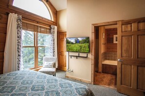 5 bedrooms, iron/ironing board, free WiFi, bed sheets