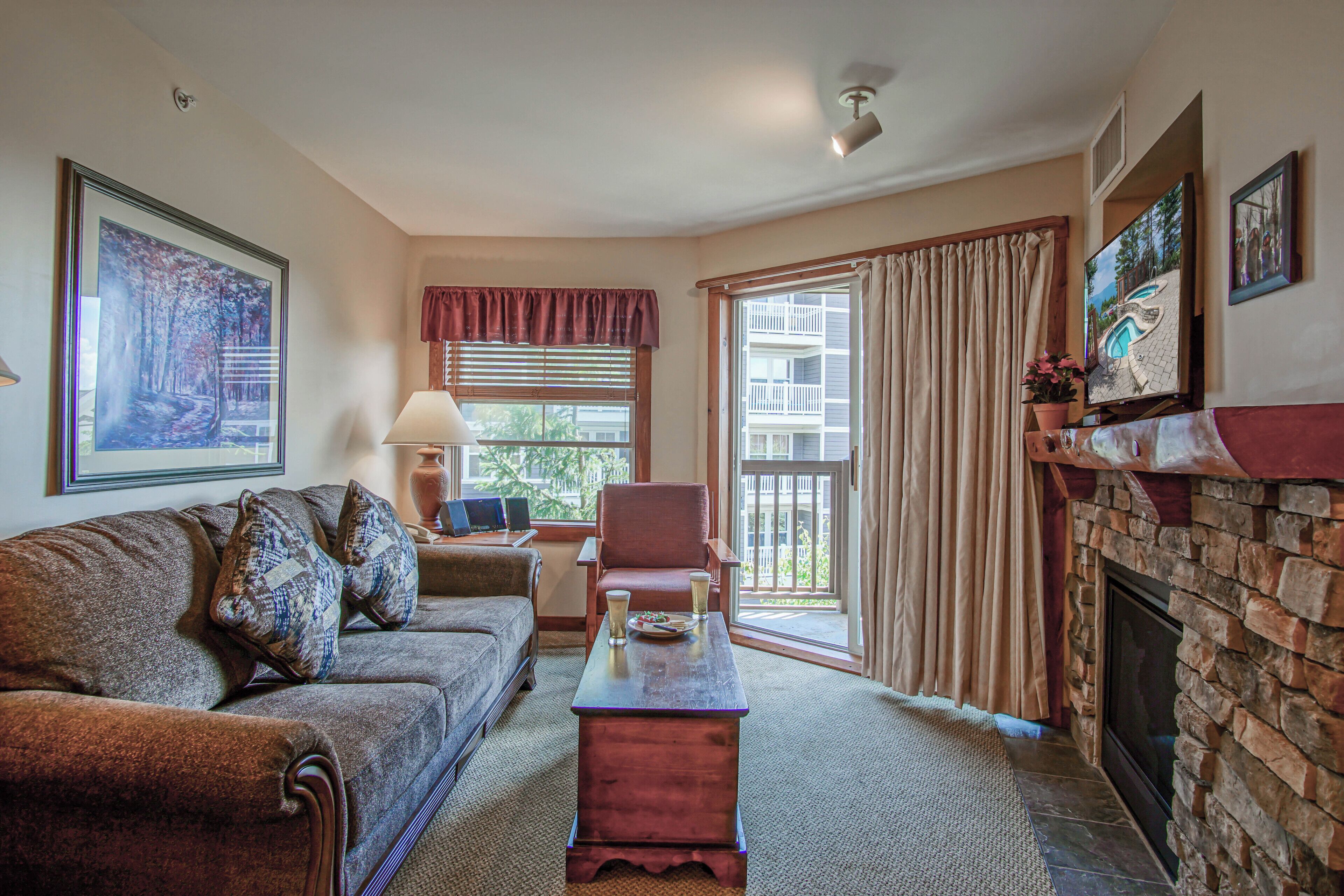 Rimfire 460 - Good & Plenty - Slope Side,  Steps from Village 1 BR Condo