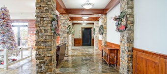 Rimfire 322 - Pocahontas Sunrise Perfect Location Sleeps 4
