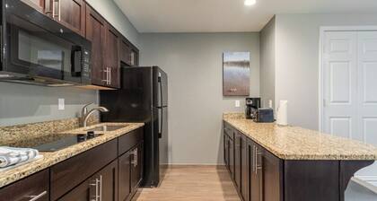 Pinetop | Couples Mountain Retreat | Pool + Hot Tub