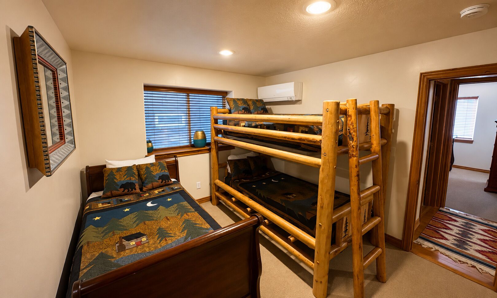 4 habitaciones, escritorio, tabla de planchar con plancha y wifi gratis 