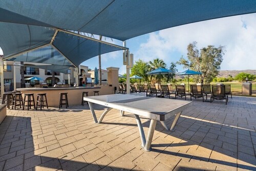 Phoenix | Golf Getaway | Pool & Fairway Views
