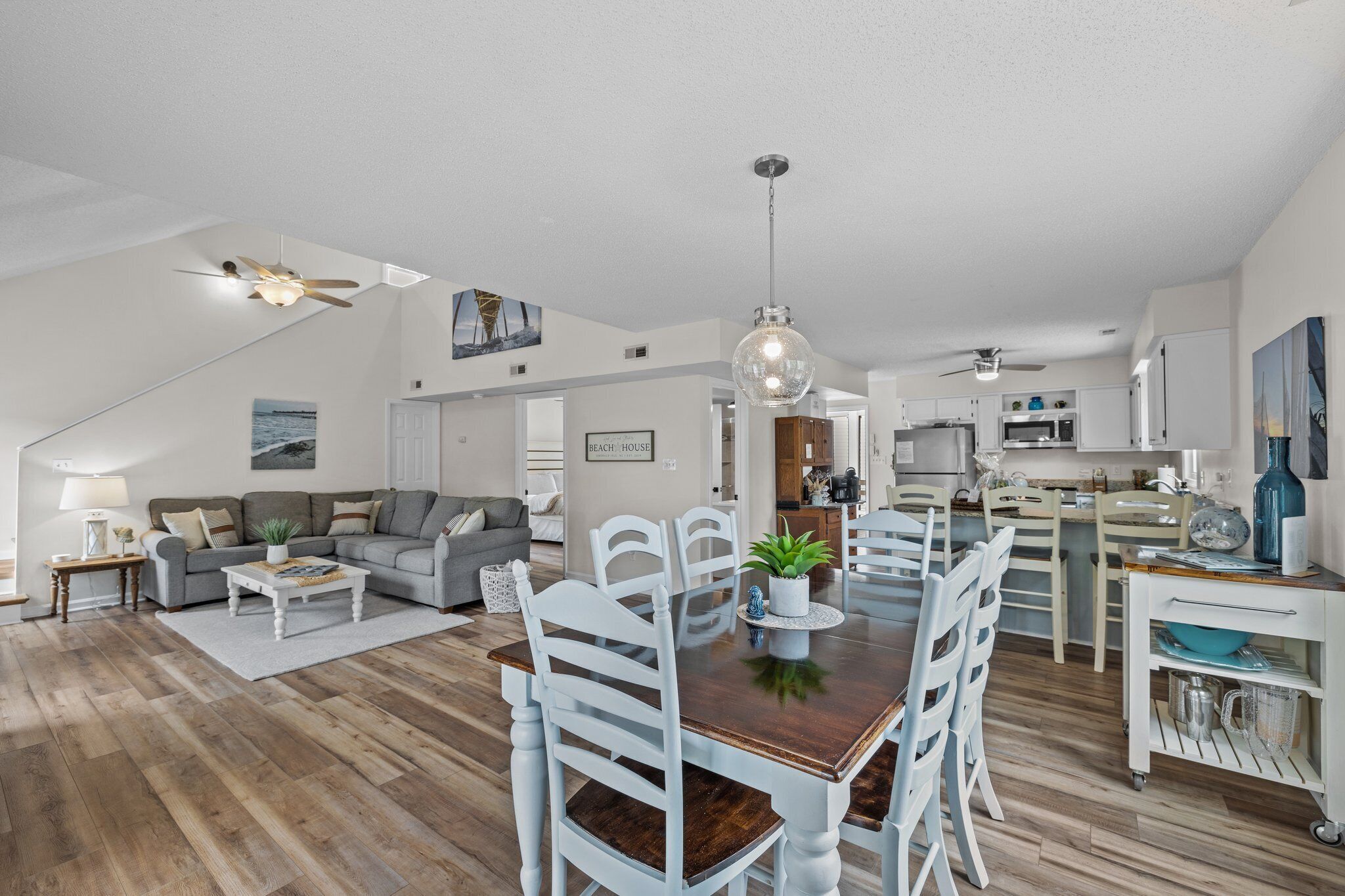 *Heated Pool Oasis* Oceanside * Standalone Beach House * Centrally Located*