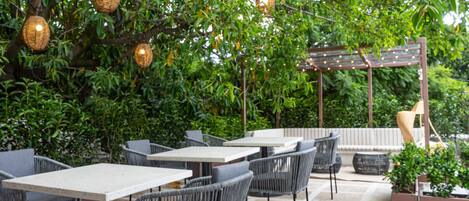 Ristorazione all'aperto