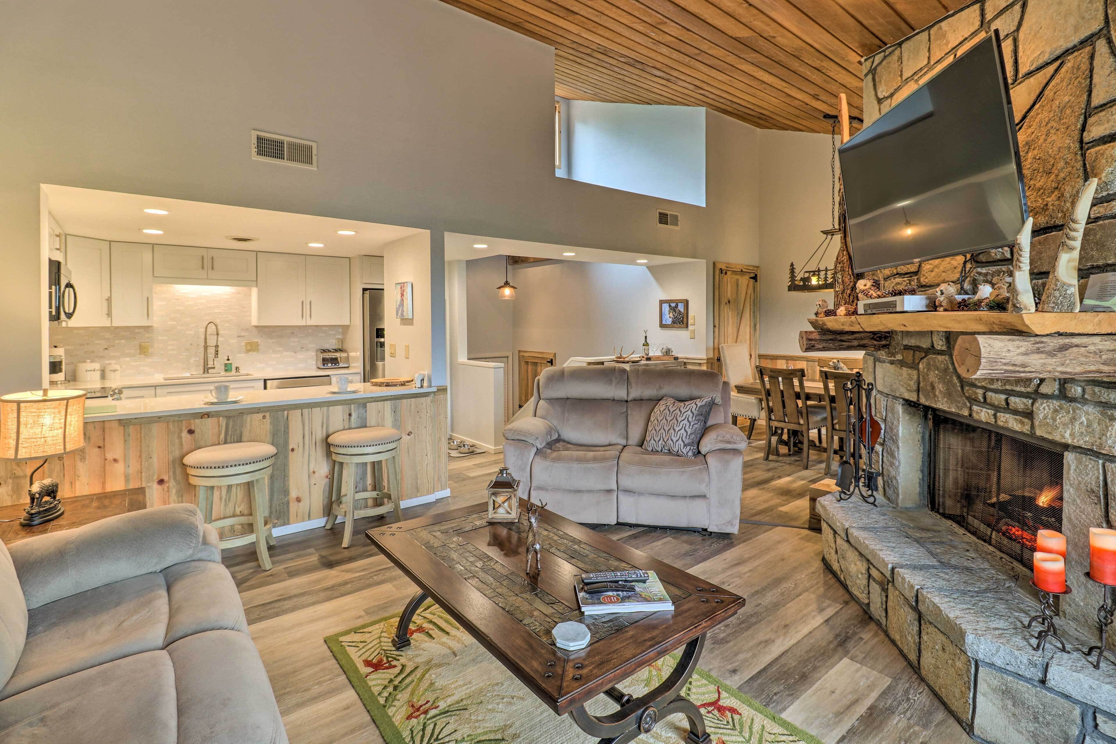 Modern Alpine Getaway w/ Decks & Walk to Lake!