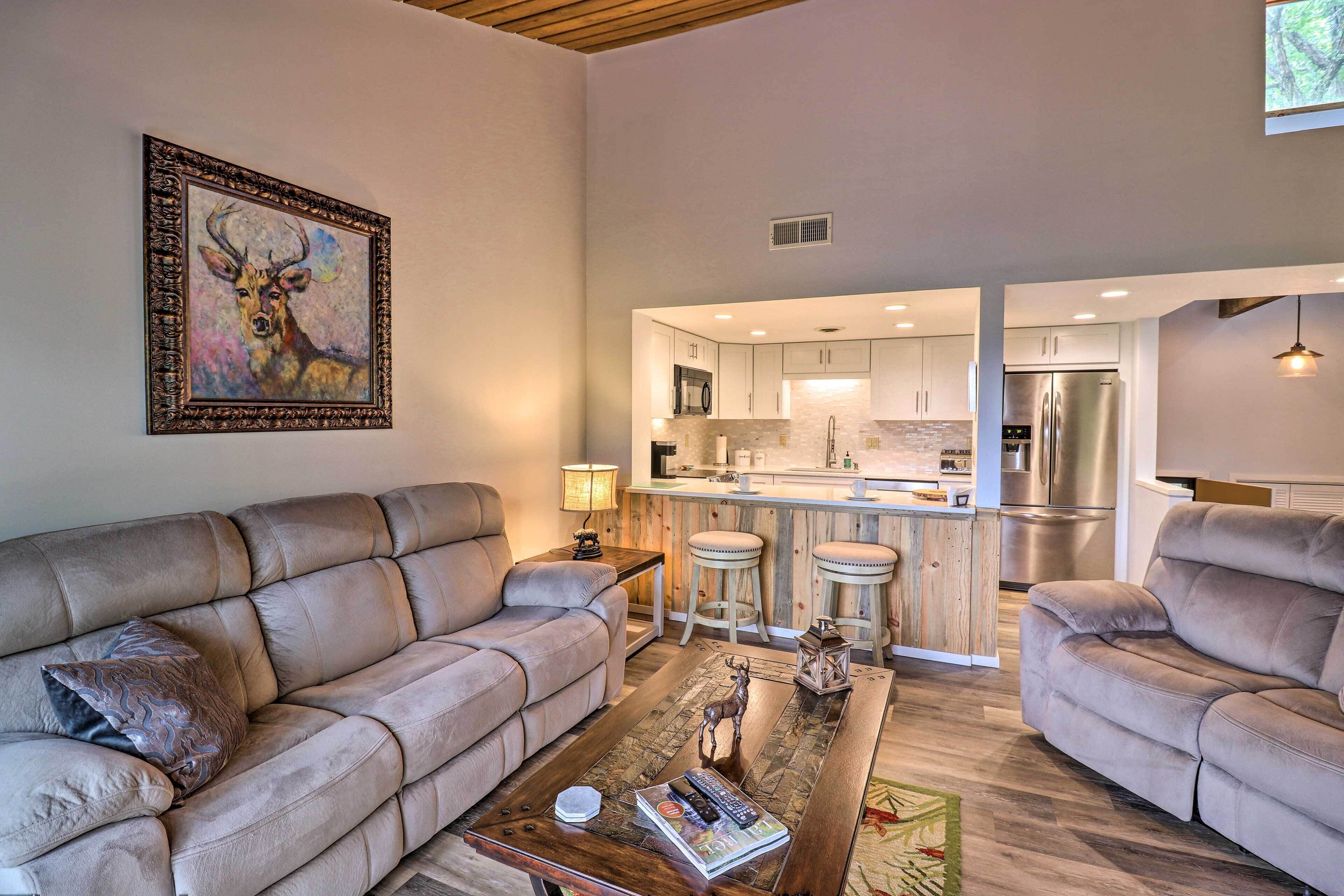 Modern Alpine Getaway w/ Decks & Walk to Lake!