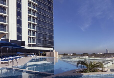 Avani + Palm View Dubai Hotel Suites - Image 19