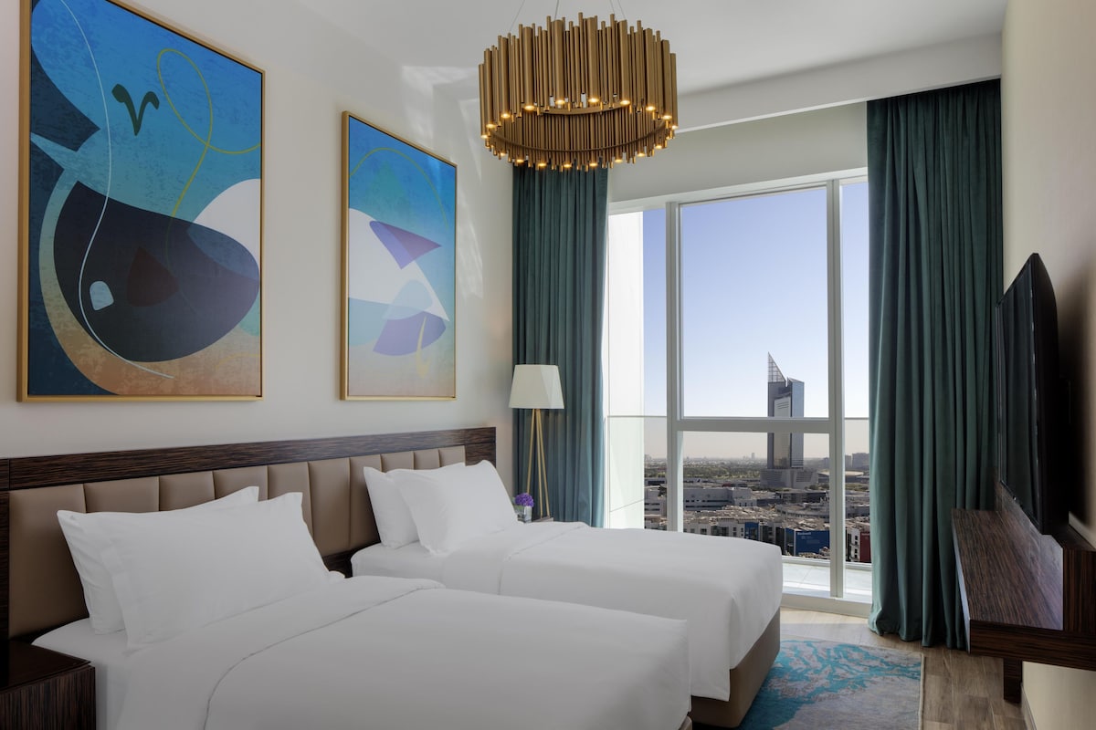 Superior Apartment, 1 Bedroom | In-room safe, desk, laptop workspace, blackout curtains