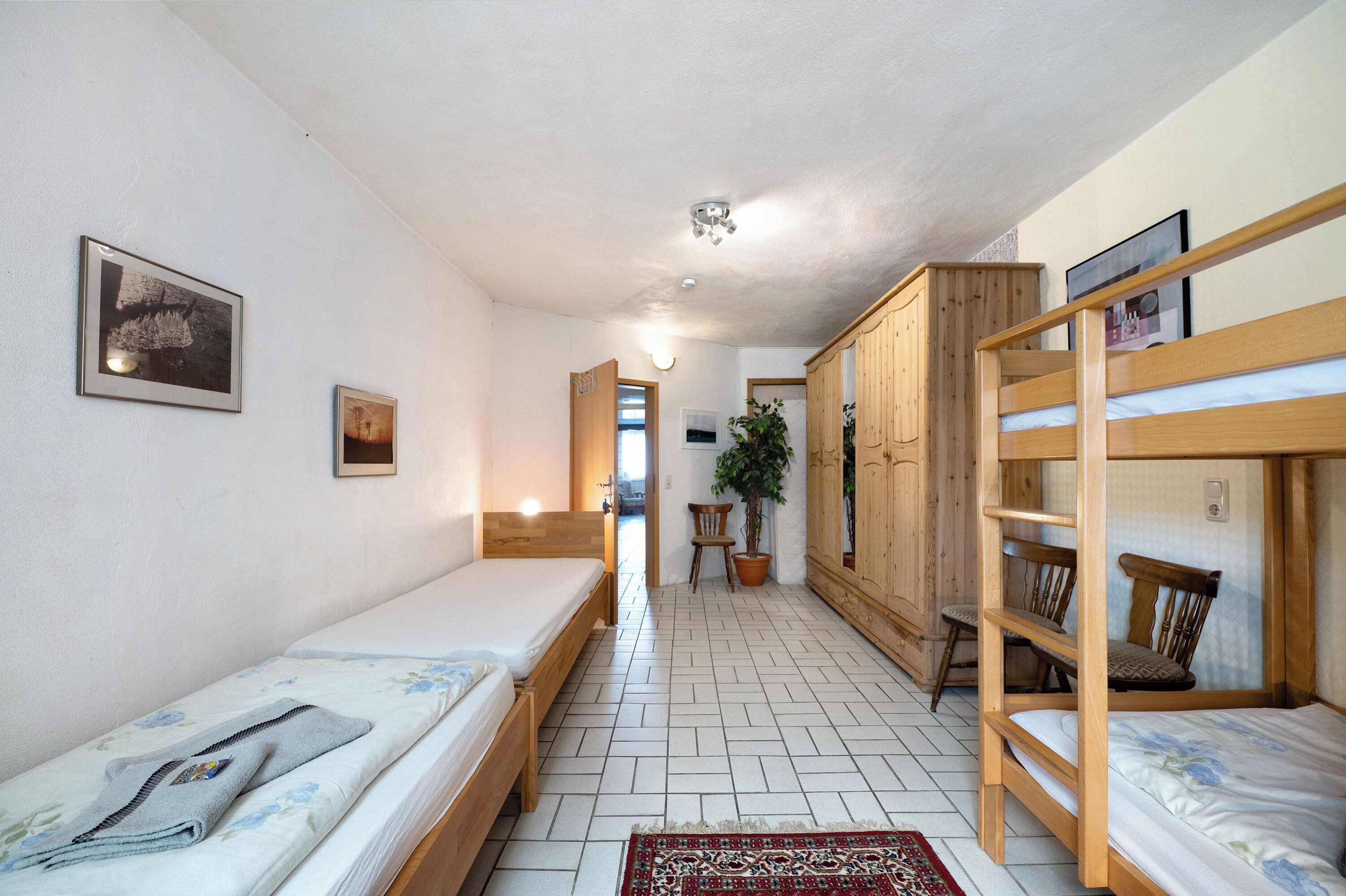 2 Schlafzimmer, Bügeleisen/Bügelbrett, kostenloses WLAN, Bettwäsche