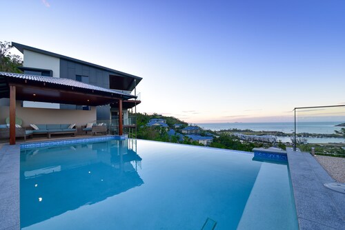 Breathtaking views and stunning amenities in the heart of Airlie Beach