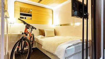 Down comforters, in-room safe, laptop workspace, WiFi (free)