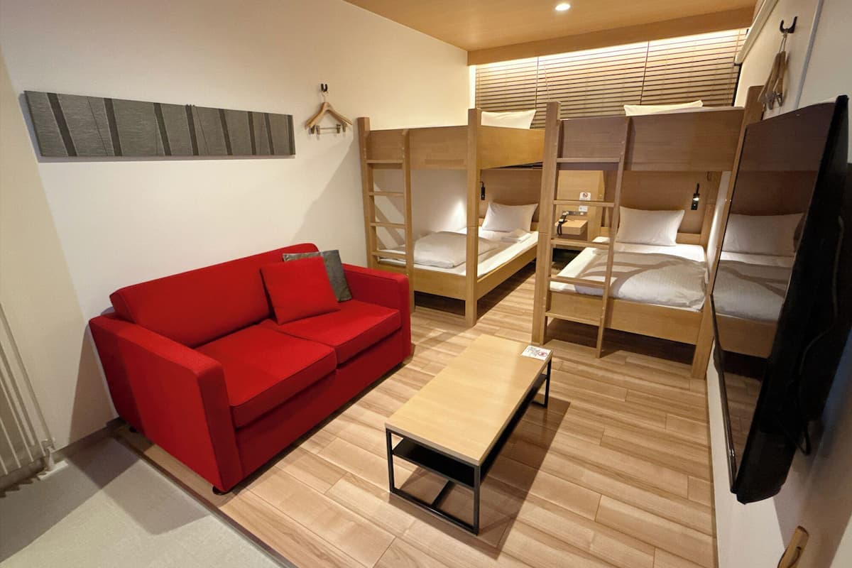 Chambre Premium (2 Bunk beds) | Couette en duvet d'oie, coffres-forts dans les chambres