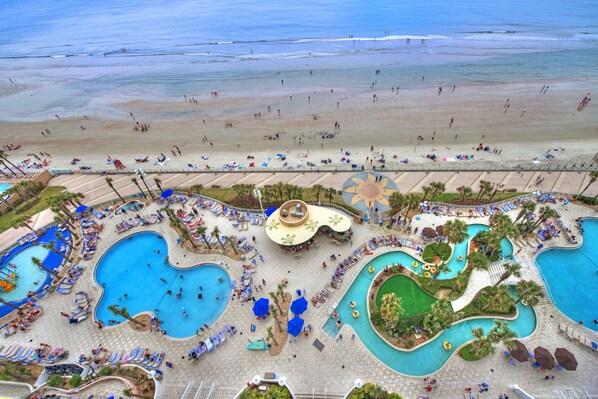 Indoor pool, outdoor pool