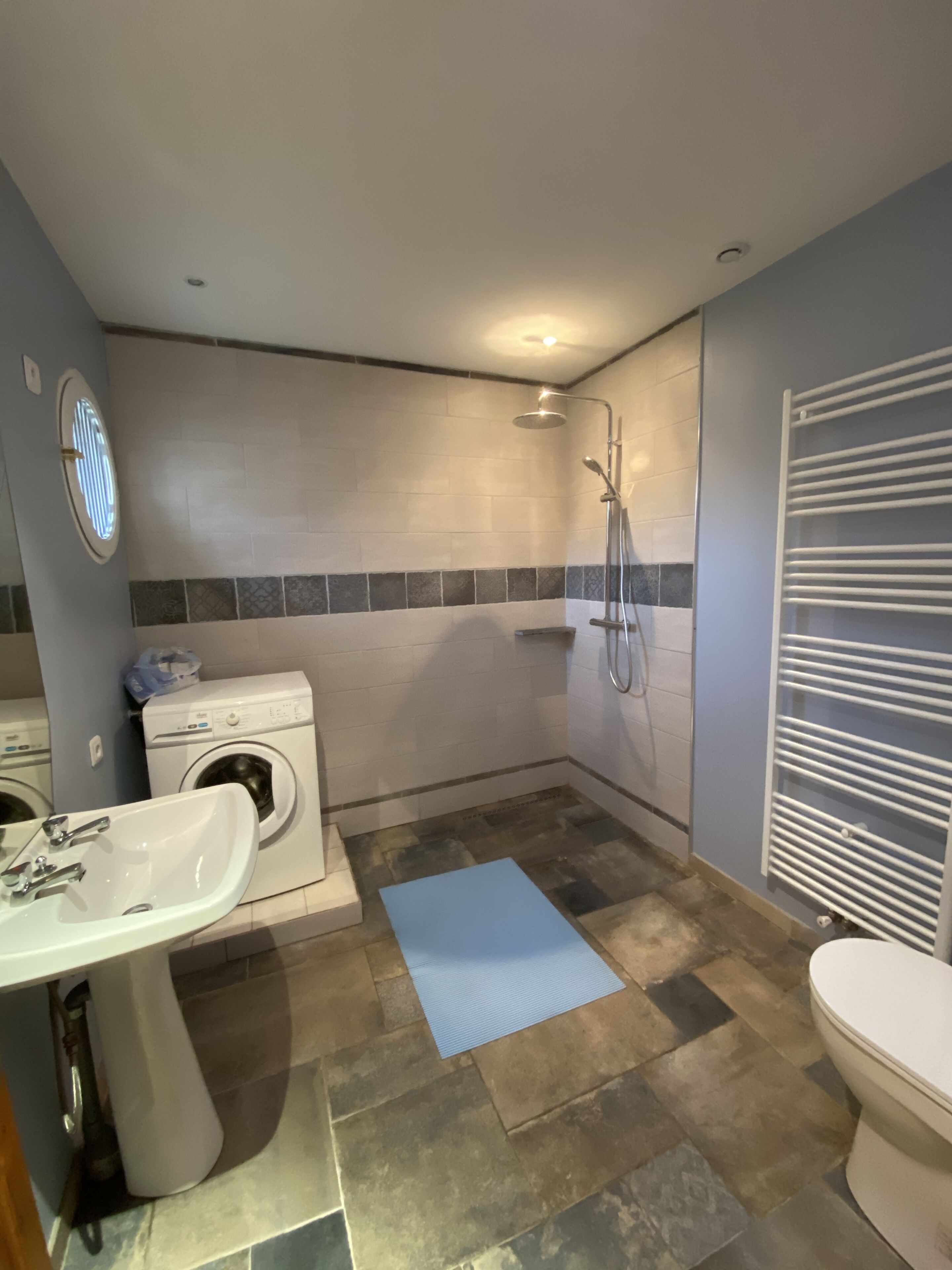 Aux jeux de Paume et sa suite