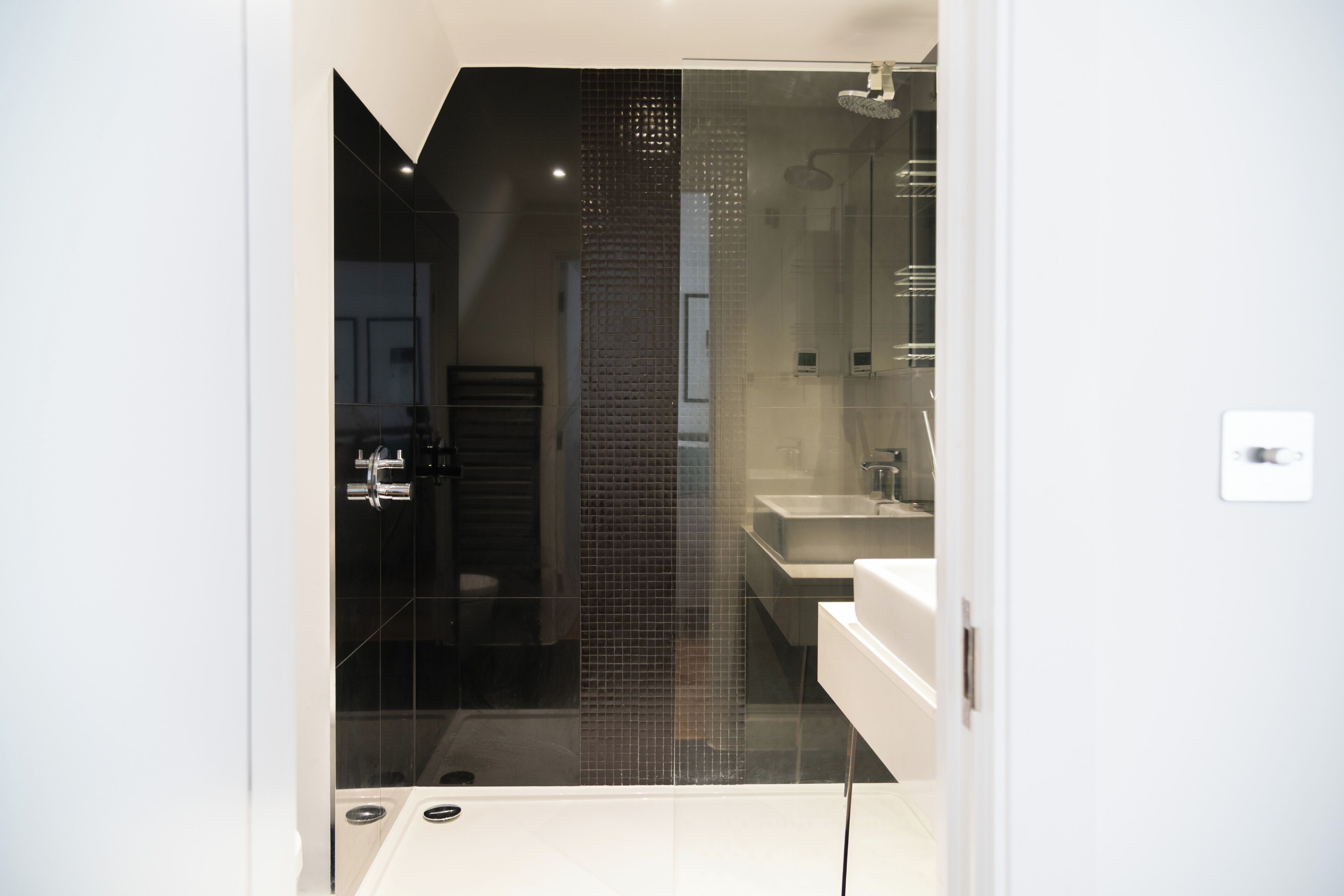 Maison (3 Bedrooms) | Salle de bain | Articles de toilette de luxe, sèche-cheveux, serviettes fournies, savon