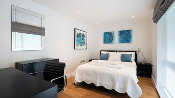 Casa (3 Bedrooms) | 3 habitaciones, decoración personalizada y muebles diferentes