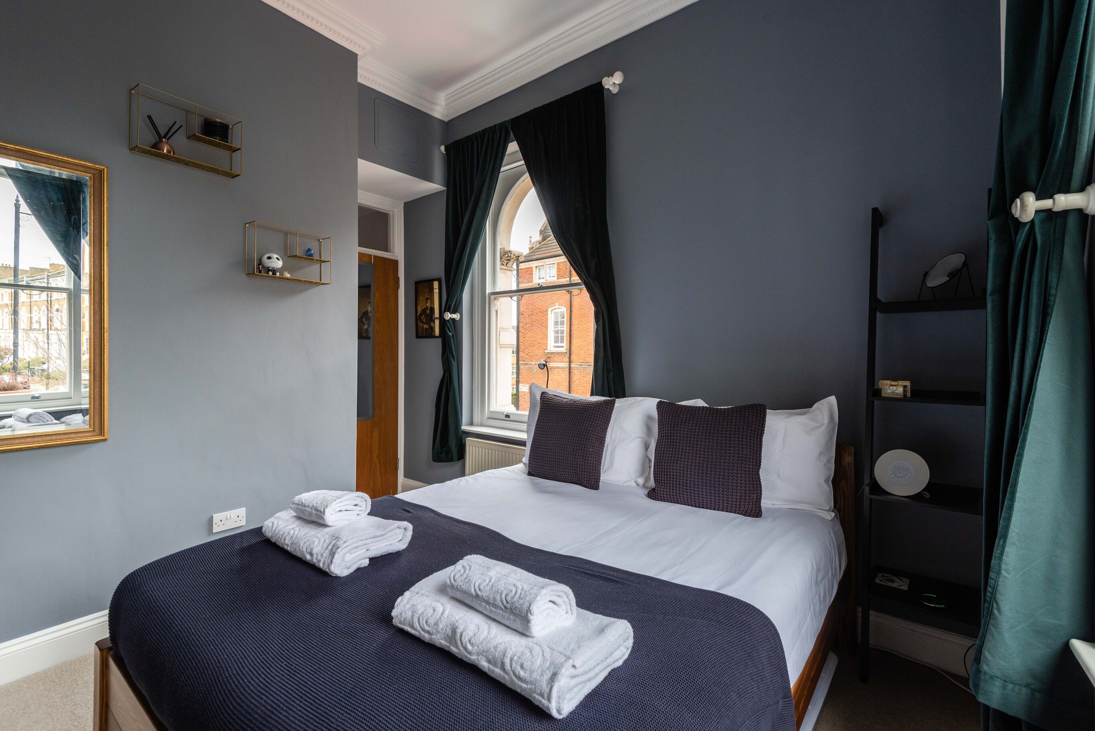 Luxury Apartment (1 Bedroom)