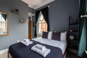 Luxury-Apartment (1 Bedroom) | 1 Schlafzimmer, hochwertige Bettwaren, individuell dekoriert