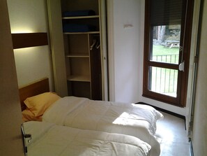 Lits bébé (en supplément)