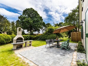 Unclassified image, 5 of 33, button