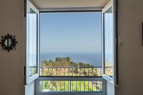 Holiday Home “Casa el Obispo” with Mountain View, Ocean View and Terrace