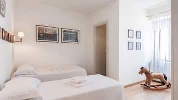 2 camere, ferro/asse da stiro, Wi-Fi gratuito, lenzuola