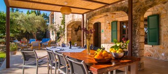 Stunning Holiday Home “Finca Rafal” with Garden, Pool, Terraces & WiFi; Parking Available