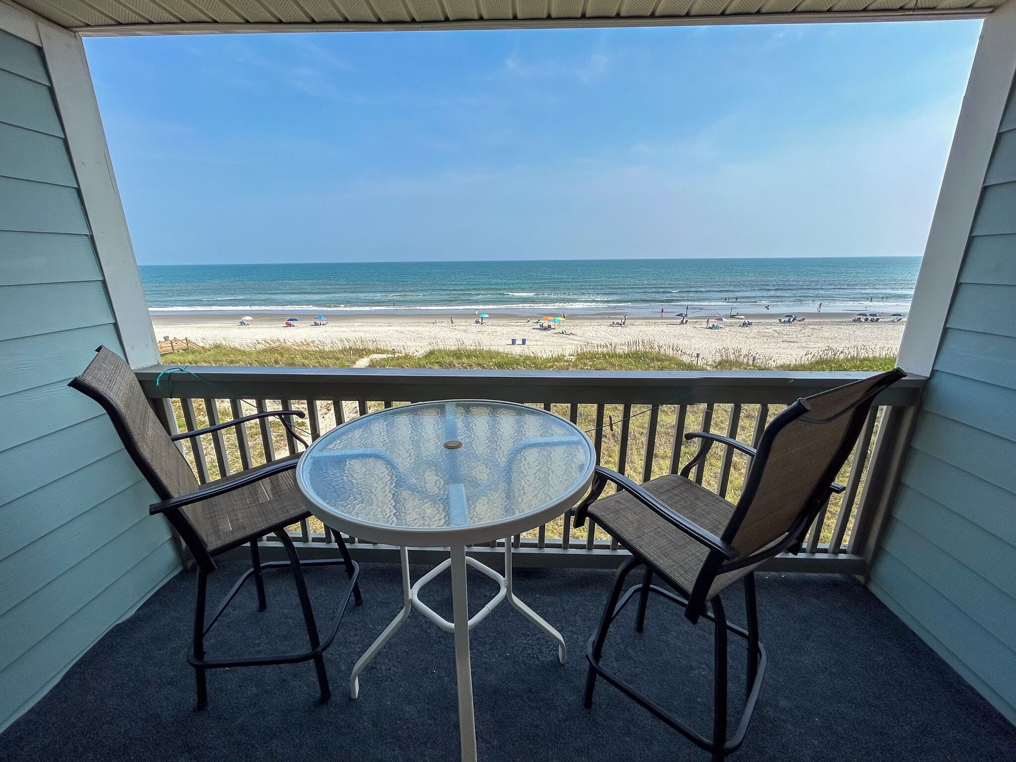 3 bedroom 3 bath oceanfront condo Sleeps 6. Outdoor pool